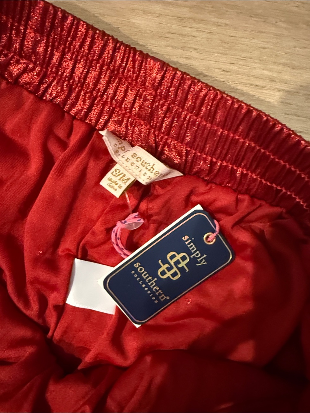 Simply Southern Red Sequins Sparkle Pants S/M Wide Leg NWT Harry Styles - Picture 3 of 3